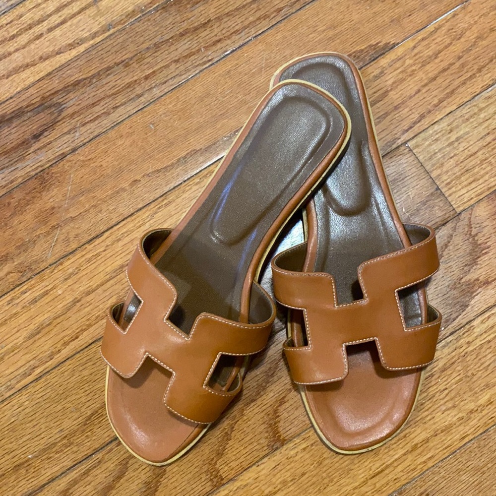 Hermès dupes - heran sandals